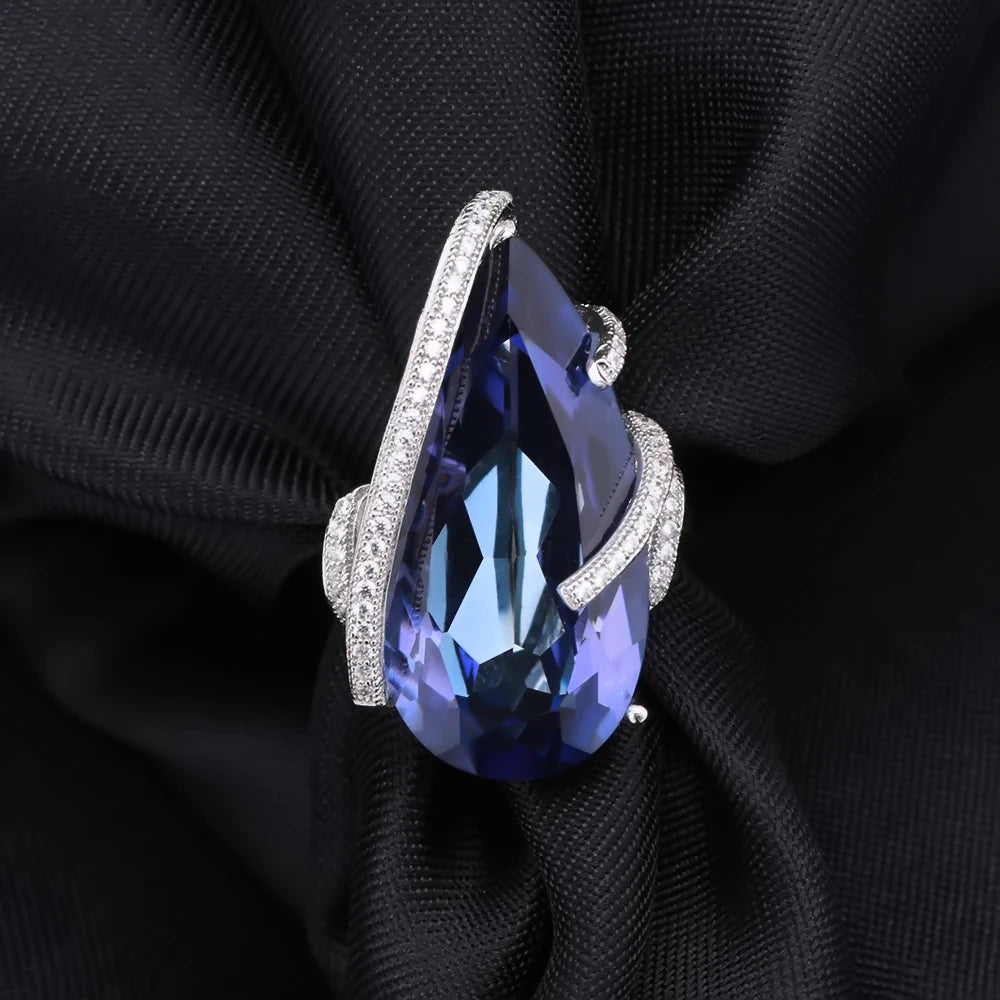 Natural Iolite blue Quartz gemstone ring. (17.8 Ct )