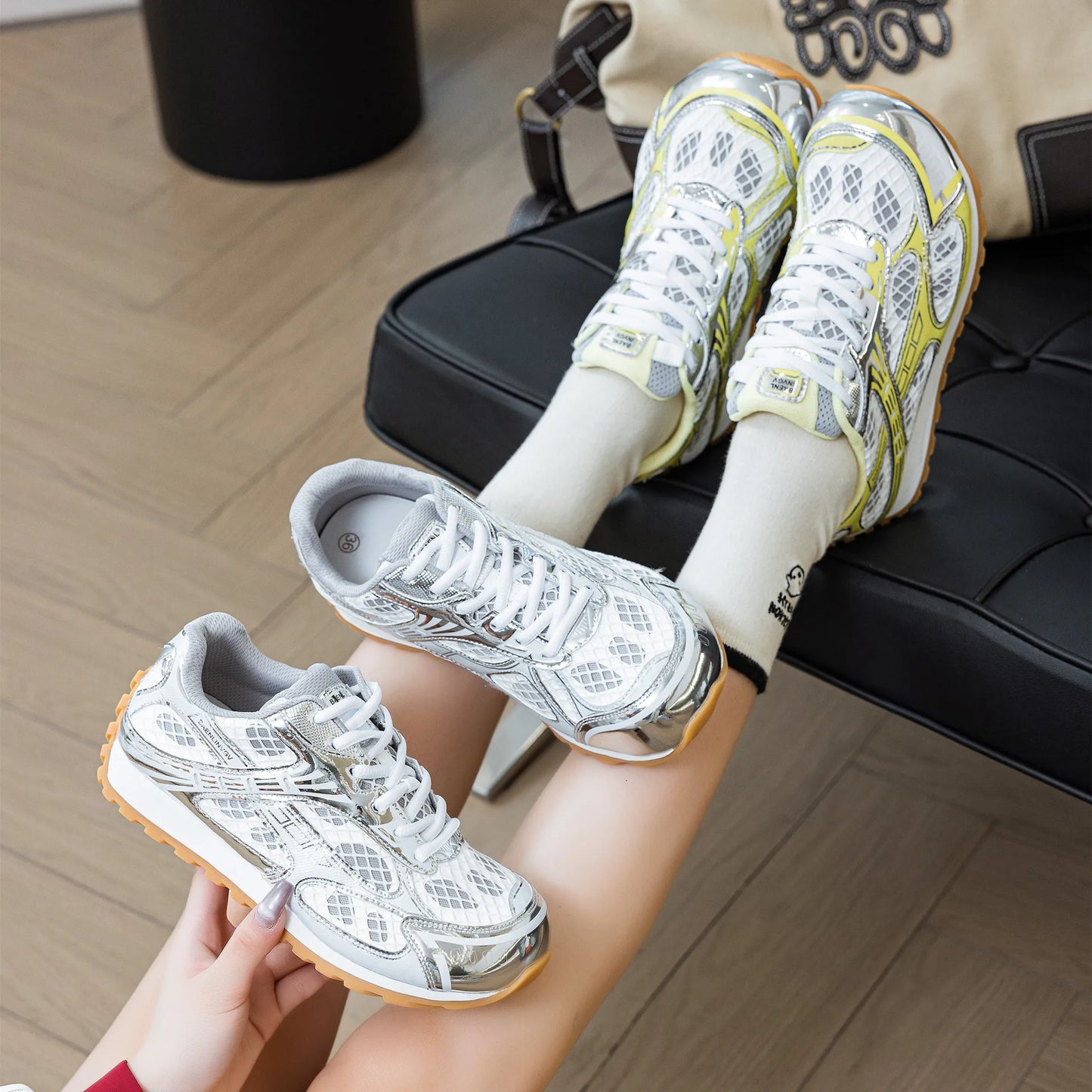 Silver color block low top Men/Women sneakers.