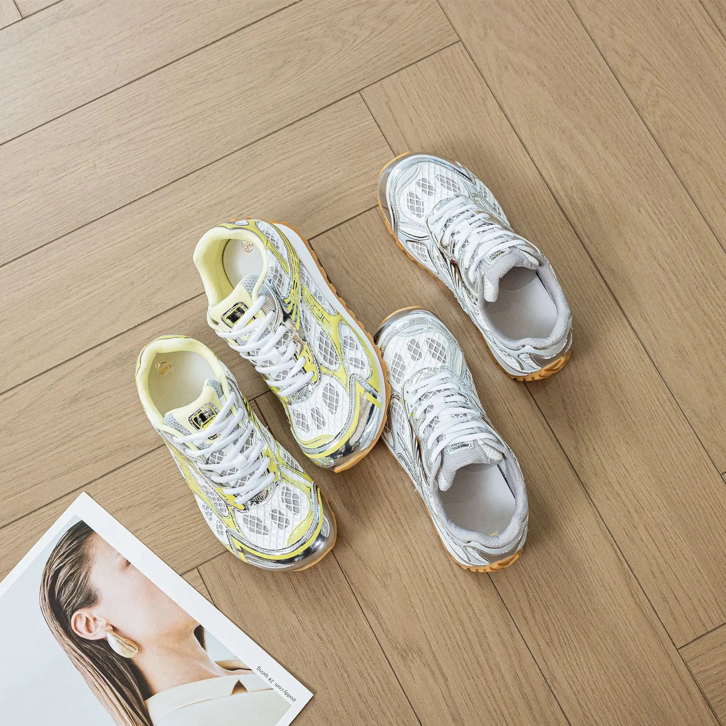 Silver color block low top Men/Women sneakers.