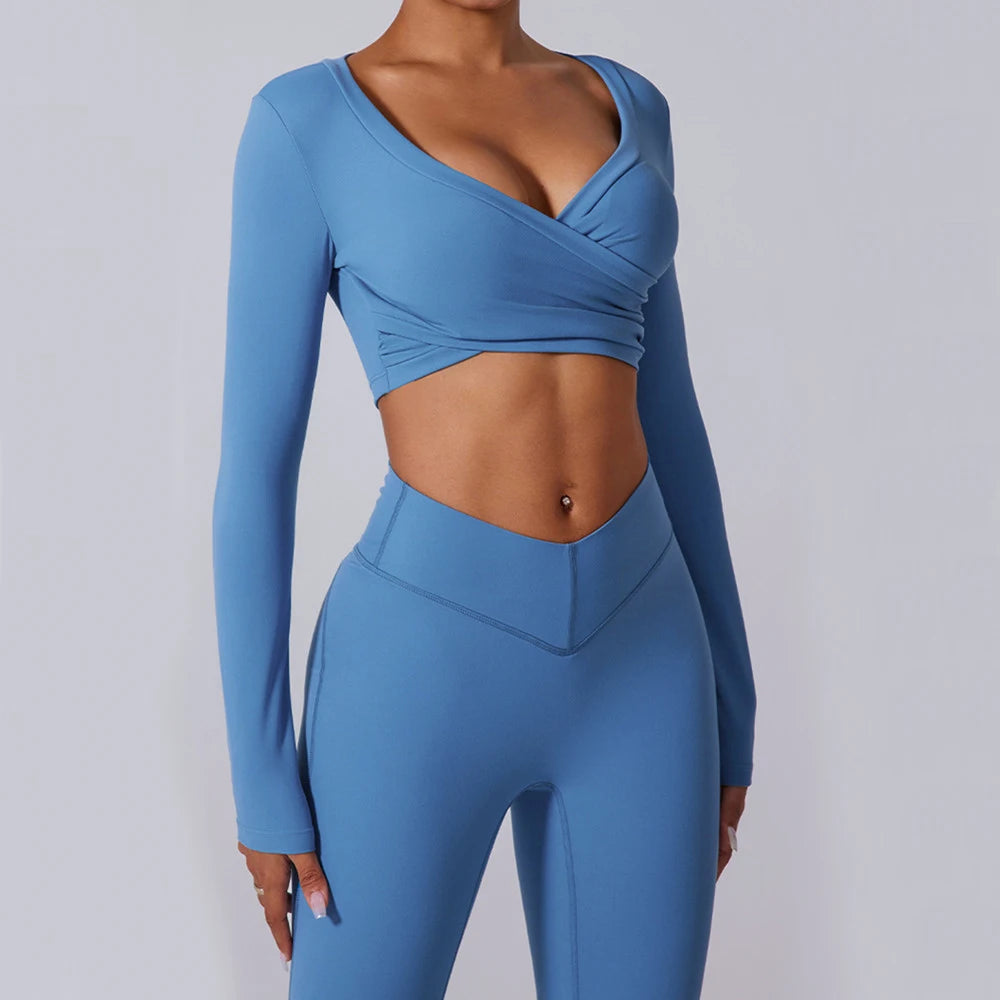 Sports Long-Sleeved  Crop Top For Women.