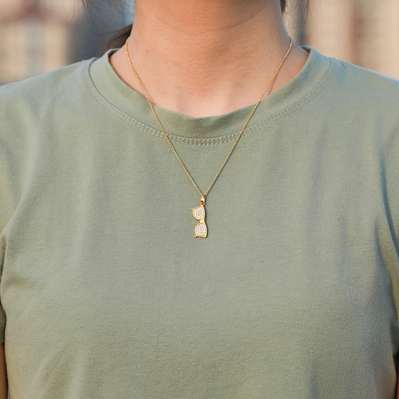 Top Quality Moissanite Star Pendant  with Necklace .
