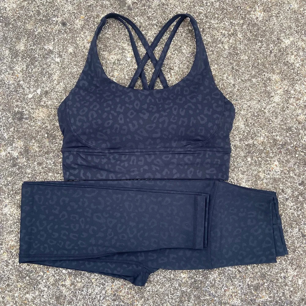 Tight Soft Cross Fitness Bra & Compression High Waist Yoga Legging For Fitness Training.