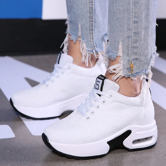 Women Air Cushion Running Sneaker.