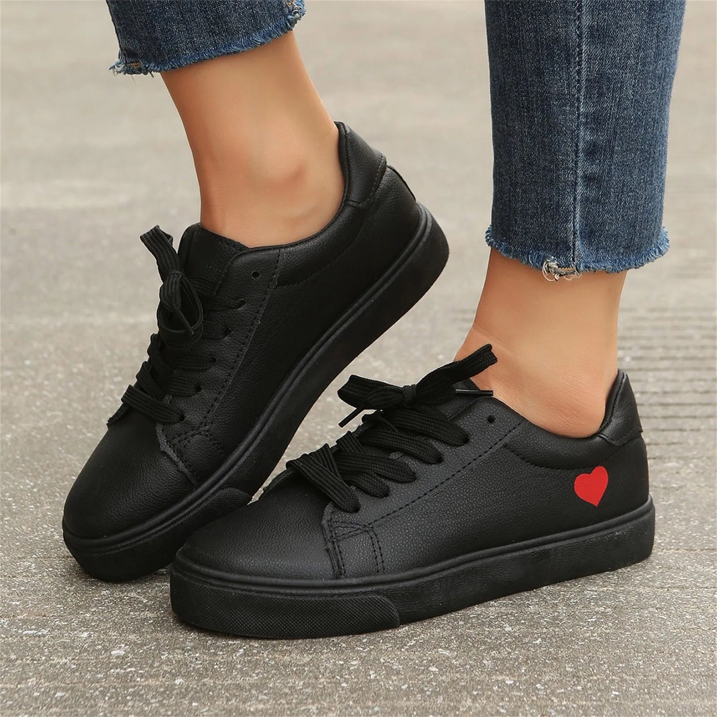 Ladies Leather Sneakers.