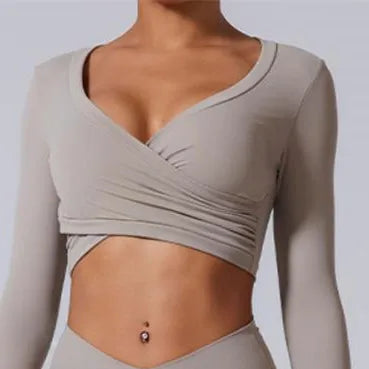 Sports Long-Sleeved  Crop Top For Women.