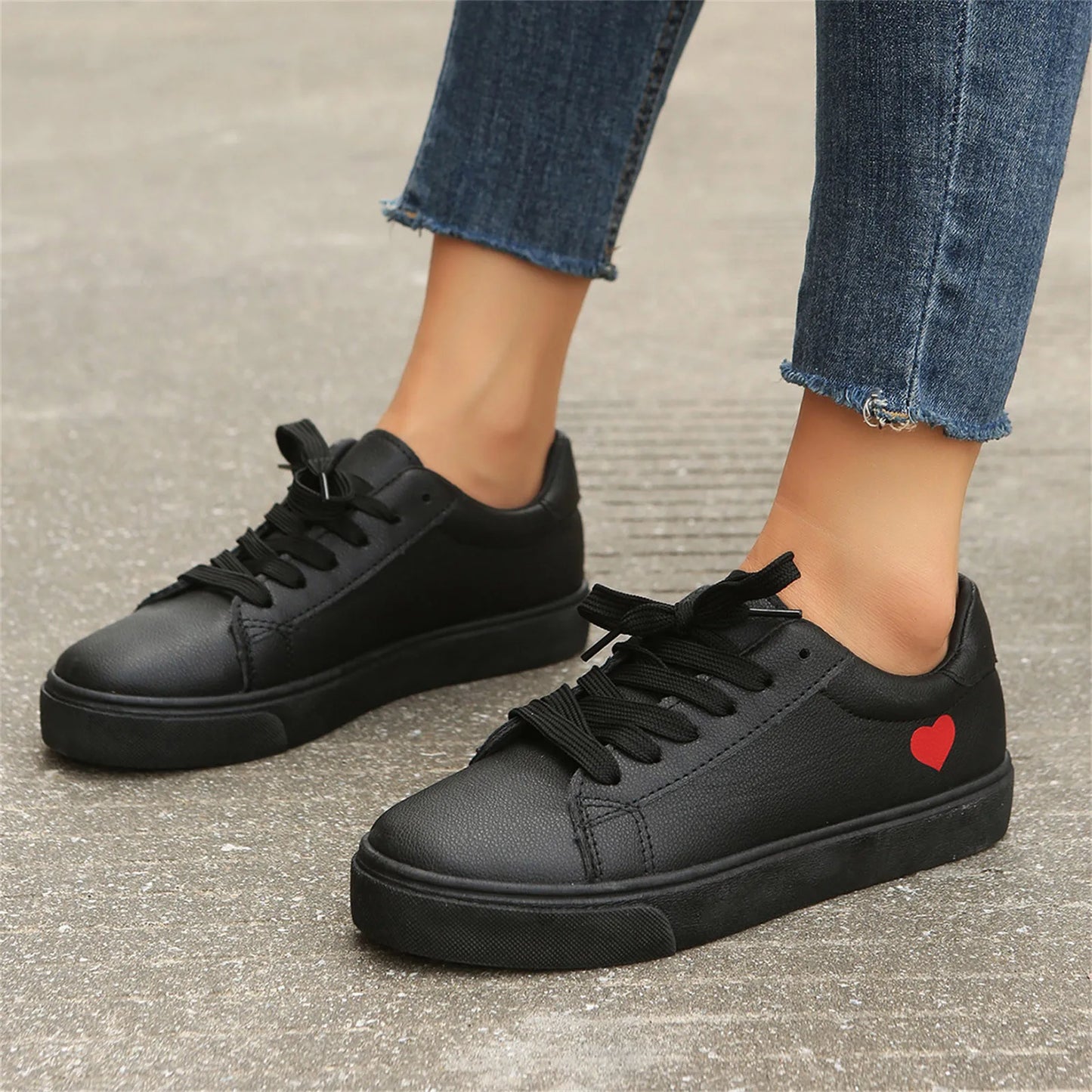 Ladies Leather Sneakers.