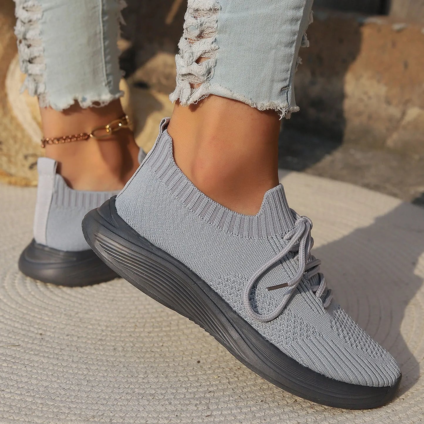 Fashion Breathable Sneaker For Women.