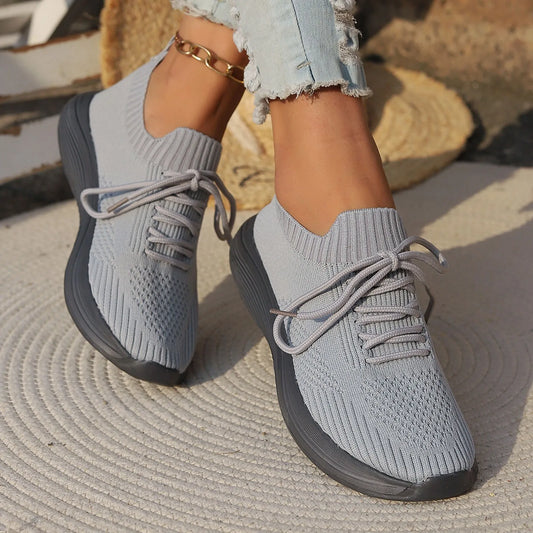 Fashion Breathable Sneaker For Women.