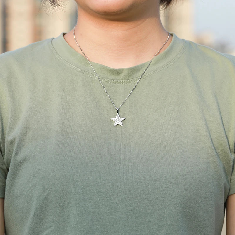 Top Quality Moissanite Star Pendant  with Necklace .
