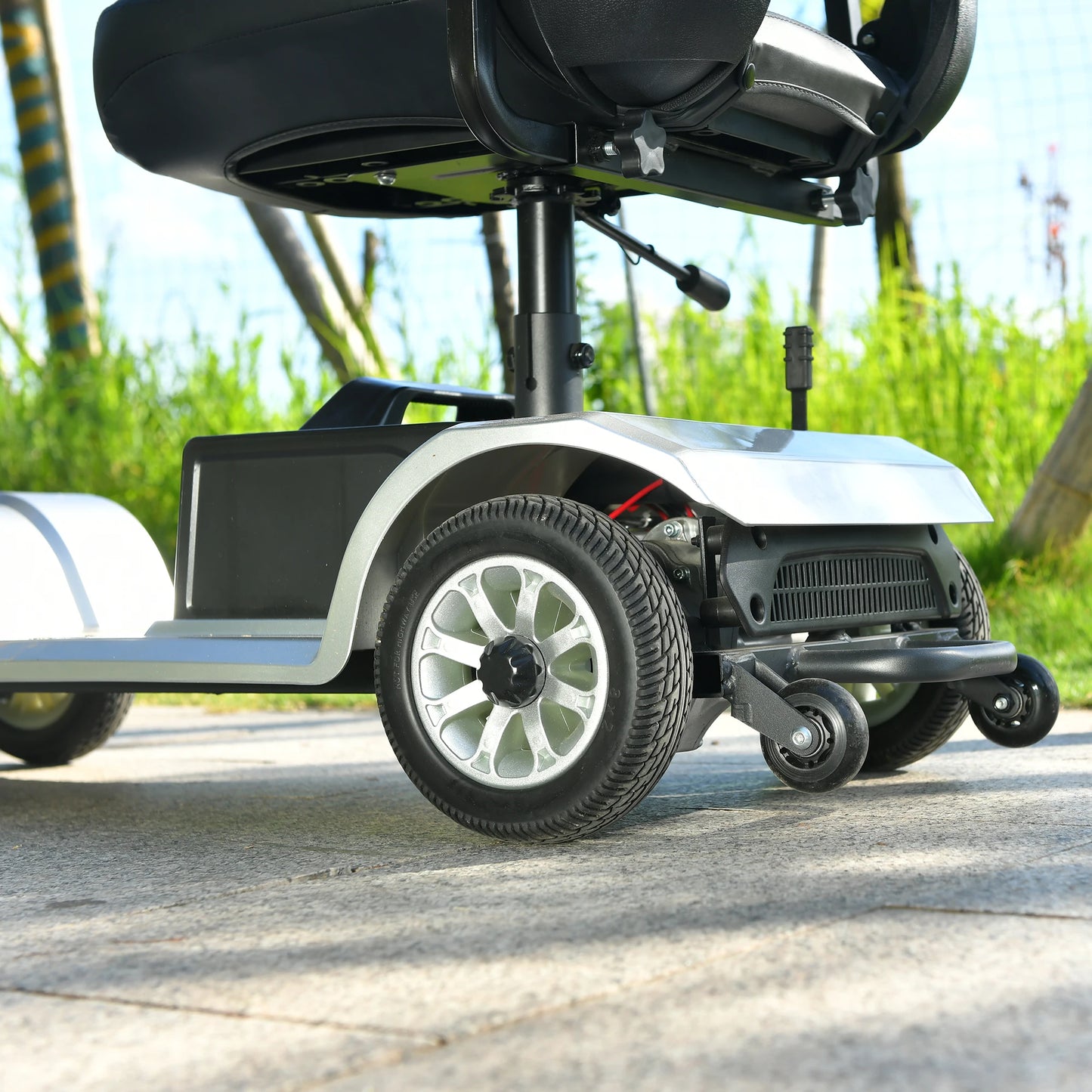 Four Wheel Electric Mobility Scooter.