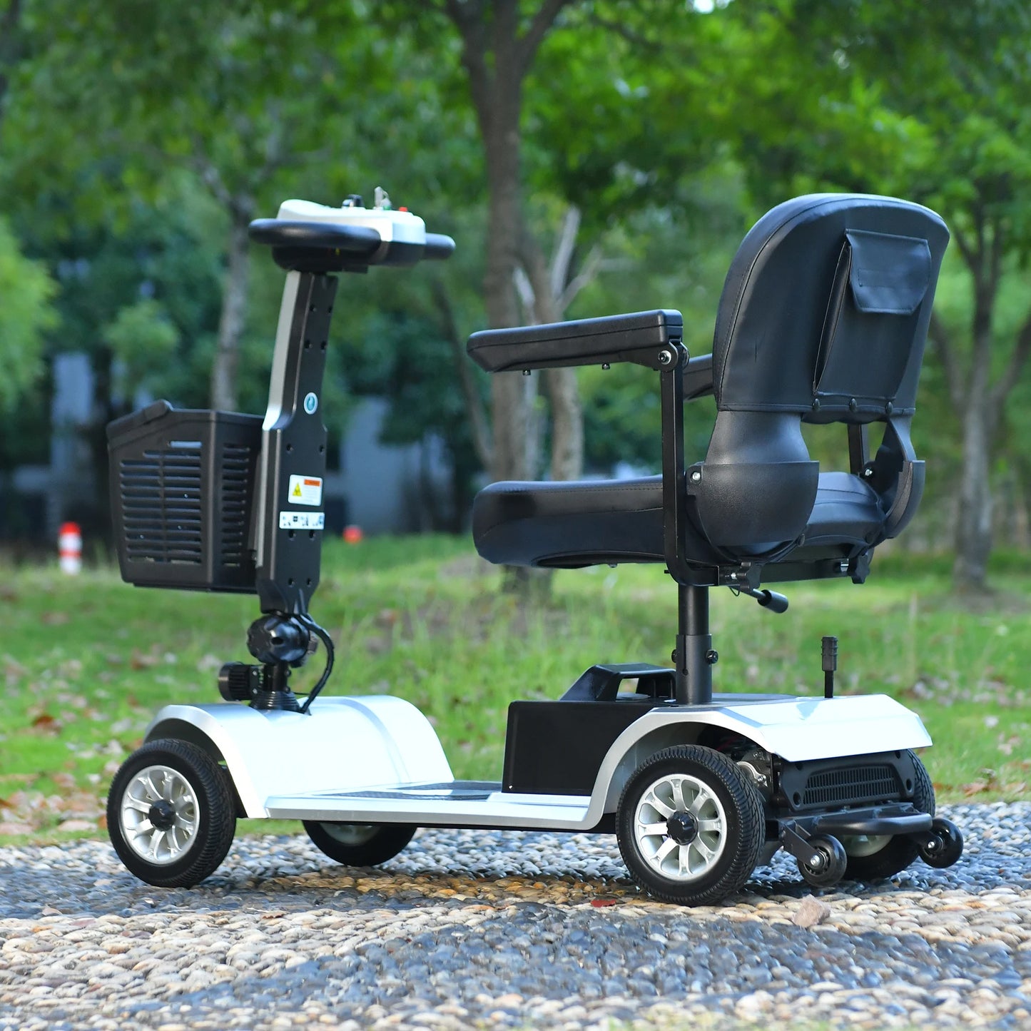 Four Wheel Electric Mobility Scooter.