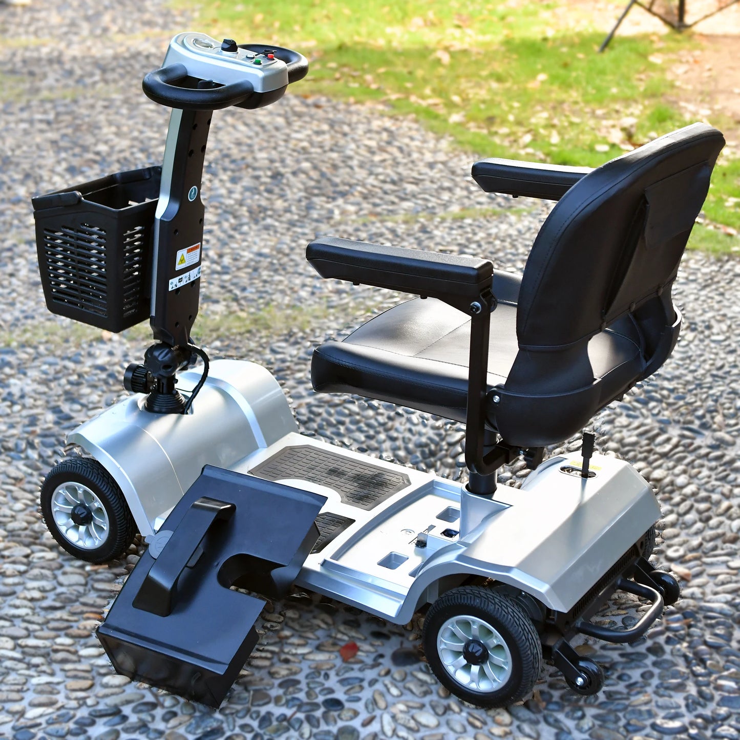 Four Wheel Electric Mobility Scooter.