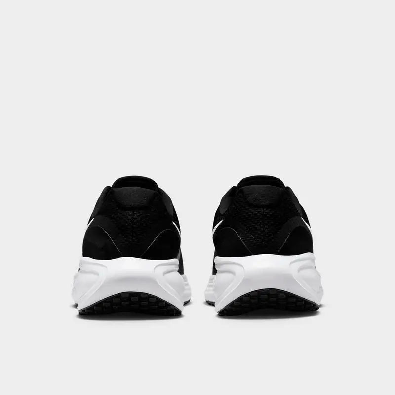 Men's Nike Revolution 8 Running Shoes (Extra Wide Width)