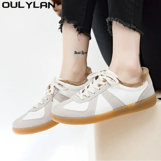 Oulylan Unisex Outdoor  Comfortable Sneakers.